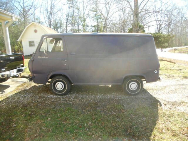 Ford E-Series Van 1966 image number 0