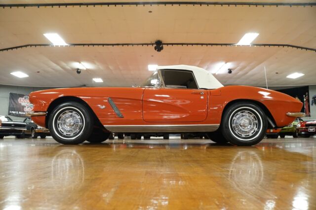 Chevrolet Corvette 1962 image number 21