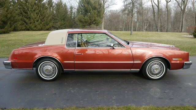 Oldsmobile Toronado 1979 image number 27