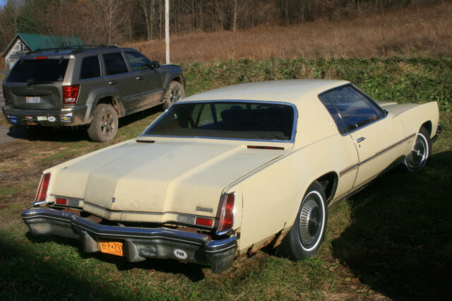 Oldsmobile Toronado 1973 image number 15