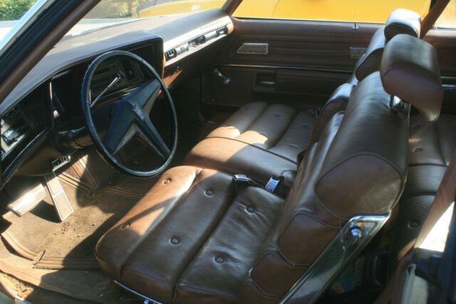 Oldsmobile Toronado 1973 image number 18