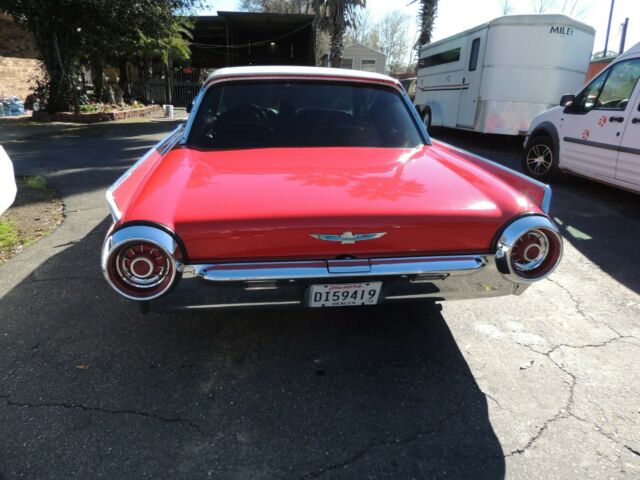 Ford Thunderbird 1963 image number 15