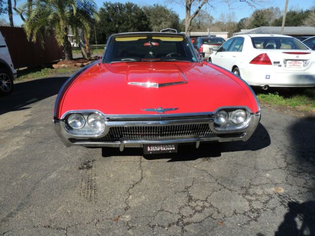 Ford Thunderbird 1963 image number 2