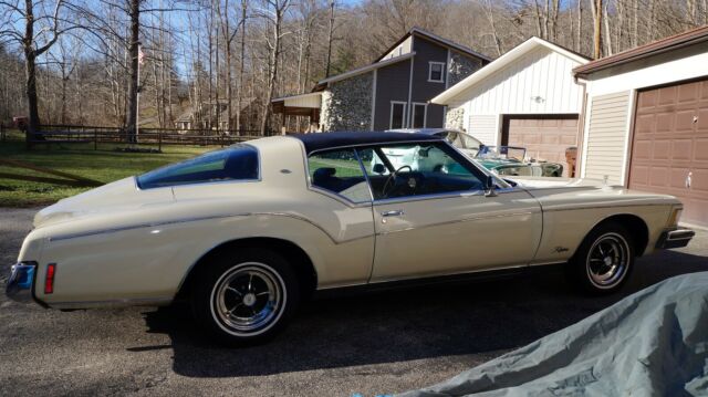 Buick Riviera 1973 image number 5