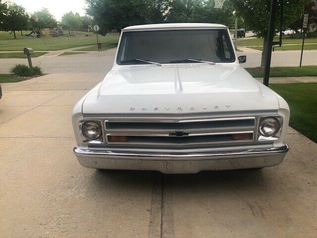 Chevrolet C-10 1968 image number 10