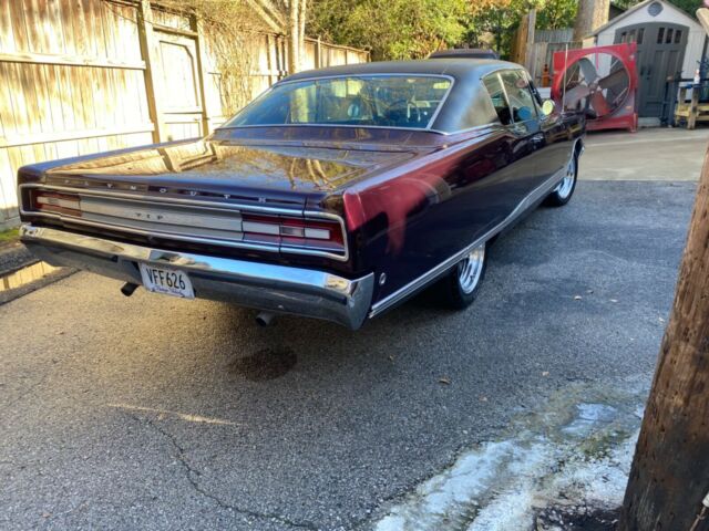 Plymouth Fury 1968 image number 4