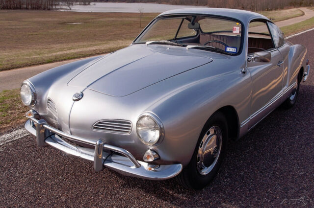 Volkswagen Karmann Ghia 1969 image number 2