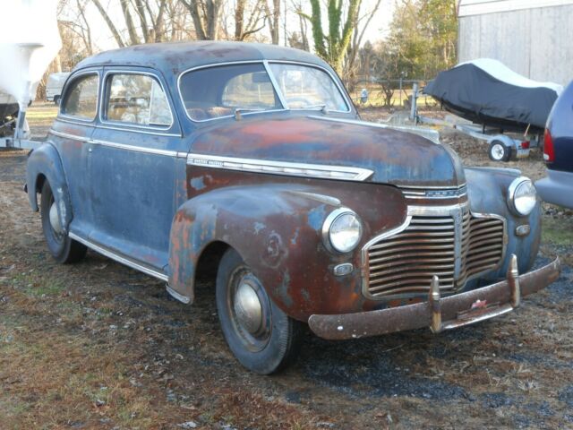 Chevrolet Special Deluxe 1941 image number 18