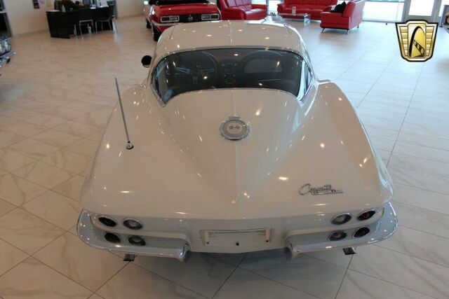 Chevrolet Corvette 1964 image number 11