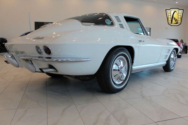 Chevrolet Corvette 1964 image number 15