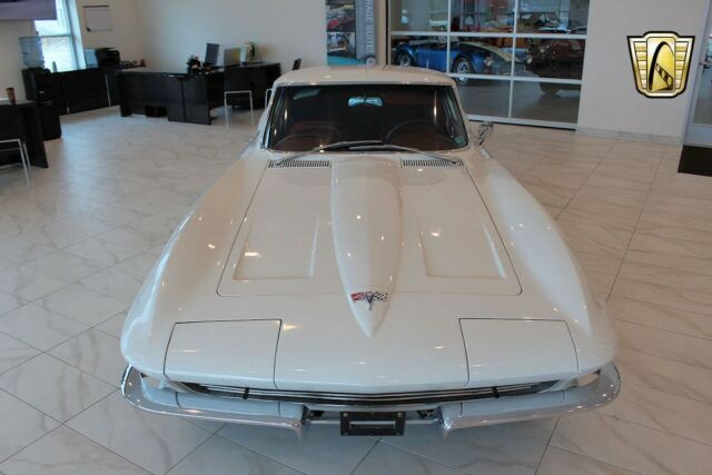 Chevrolet Corvette 1964 image number 23