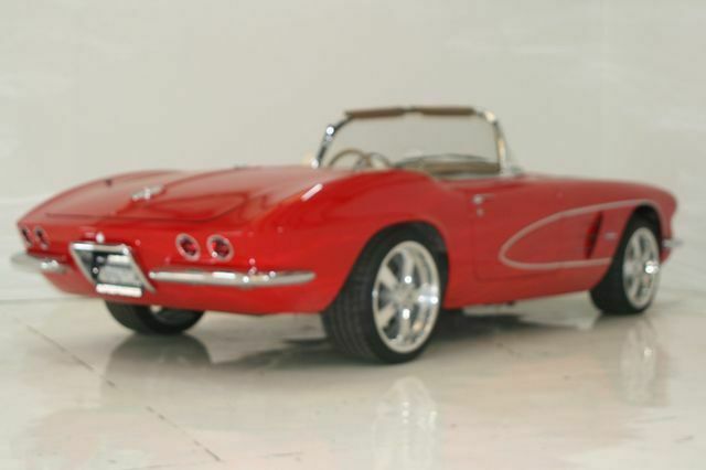 Chevrolet Corvette 1961 image number 11