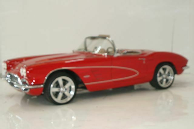 Chevrolet Corvette 1961 image number 27