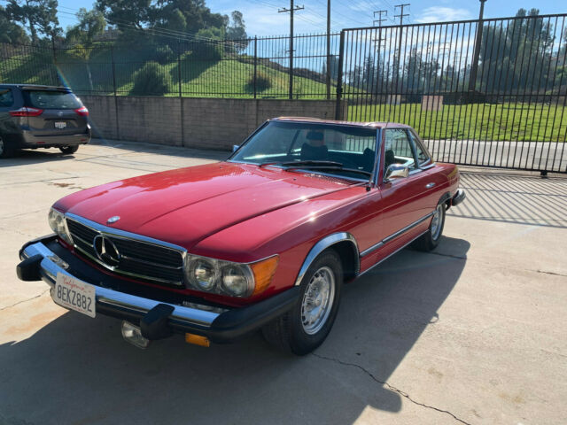 Mercedes-Benz SL-Class 1974 image number 0