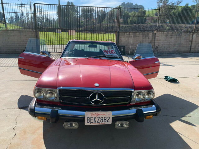 Mercedes-Benz SL-Class 1974 image number 22