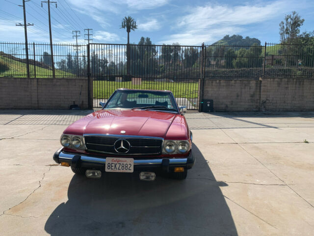 Mercedes-Benz SL-Class 1974 image number 4