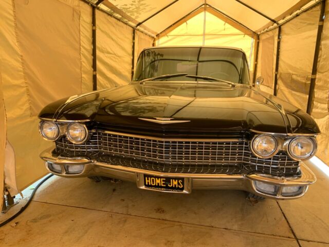 Cadillac Fleetwood 1960 image number 22