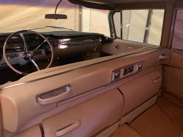 Cadillac Fleetwood 1960 image number 23