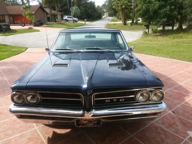 Pontiac GTO 1964 image number 0