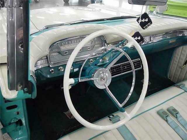 Ford Galaxie 1959 image number 19