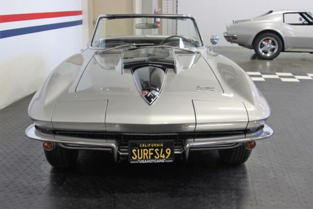 Chevrolet Corvette 1966 image number 30