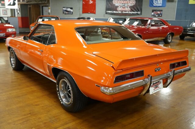 Chevrolet Camaro 1969 image number 2