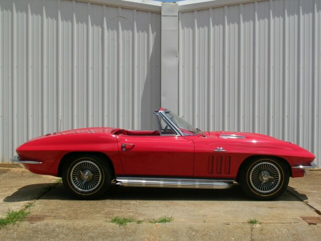 Chevrolet Corvette 1966 image number 0