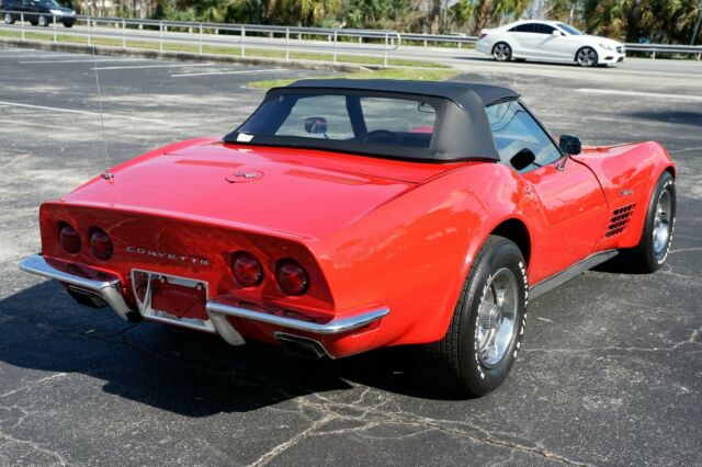 Chevrolet Corvette 1971 image number 28