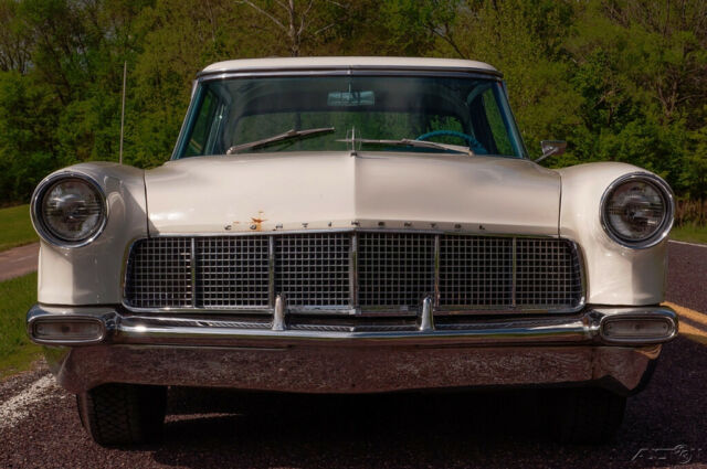 Lincoln Continental 1956 image number 1