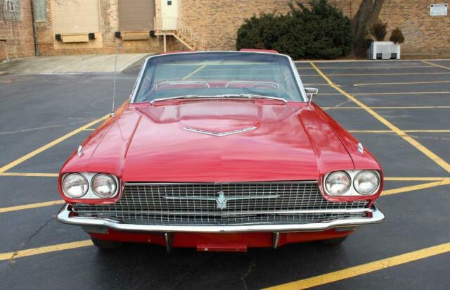 Ford Thunderbird 1966 image number 30