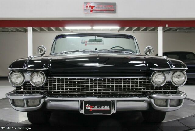 Cadillac Series 62 1960 image number 1