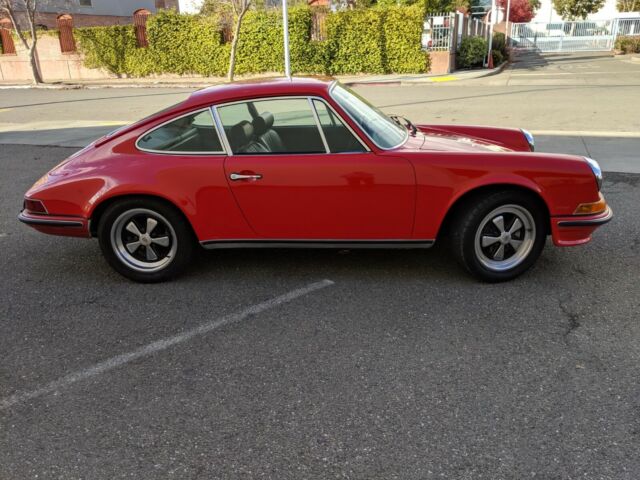 Porsche 911 1971 image number 1