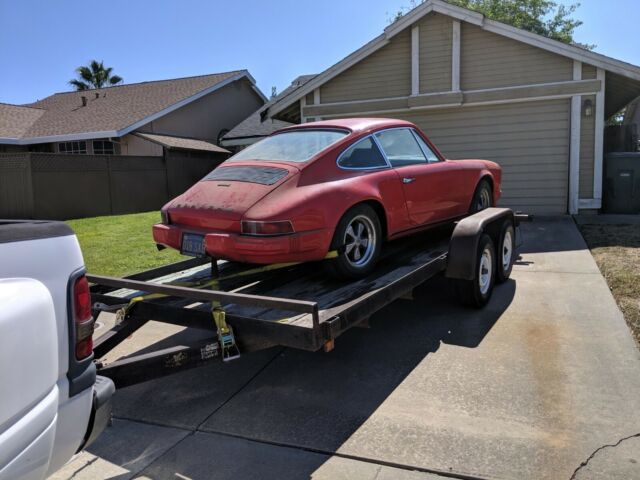 Porsche 911 1971 image number 10