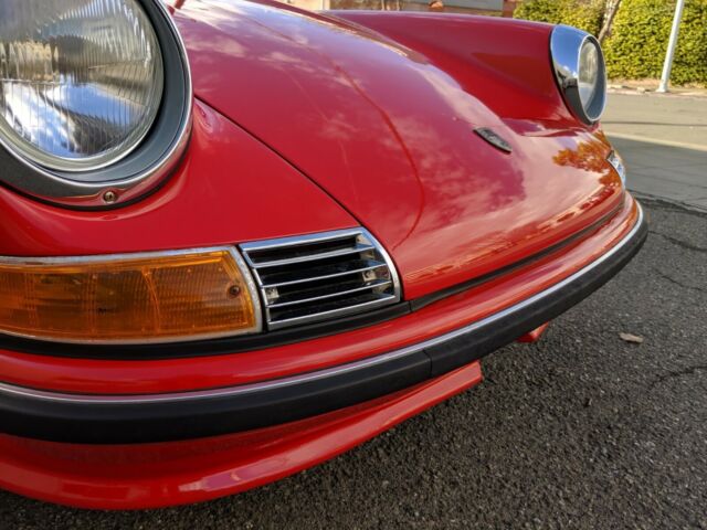 Porsche 911 1971 image number 28