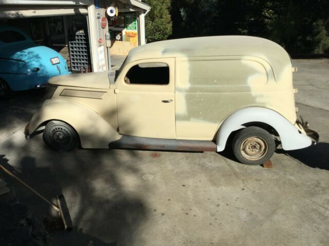 Ford Sedan Delivery 1937 image number 0