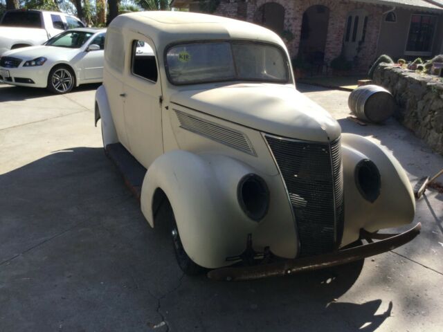 Ford Sedan Delivery 1937 image number 20