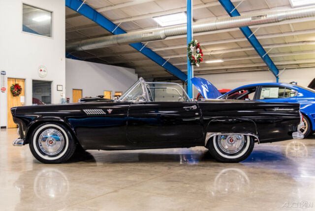 Ford Thunderbird 1955 image number 1