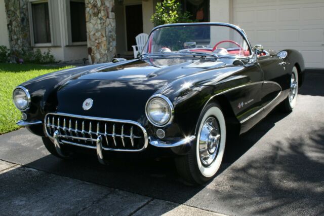 Chevrolet Corvette 1957 image number 0