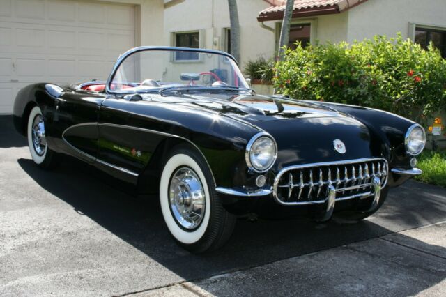 Chevrolet Corvette 1957 image number 29