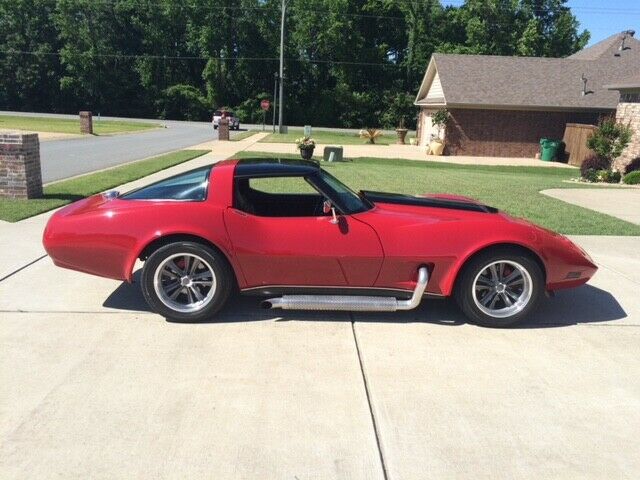 Chevrolet Corvette 1979 image number 2