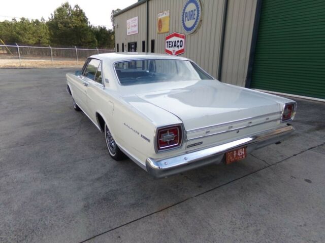 Ford Galaxie 1966 image number 25