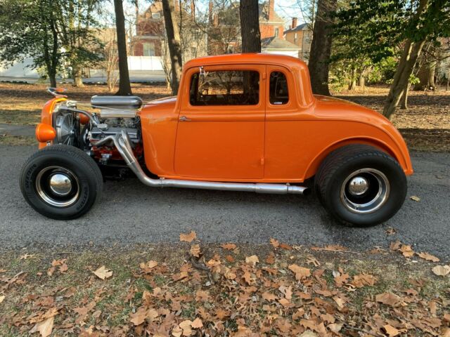 Plymouth Coupe 1933 image number 1