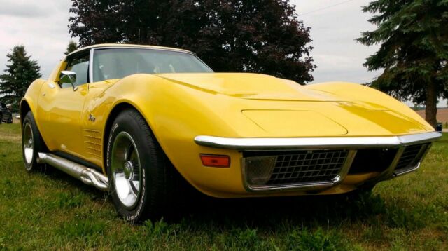 Chevrolet Corvette 1972 image number 21