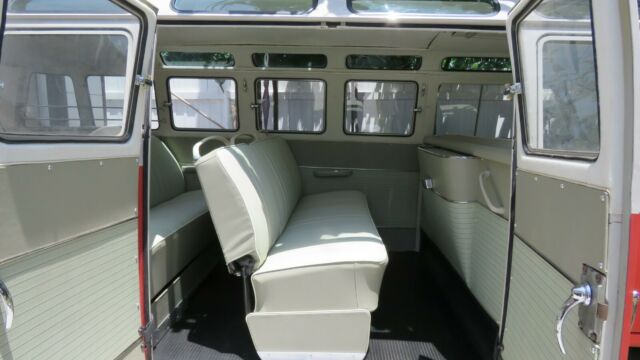 Volkswagen Bus/Vanagon 1962 image number 9