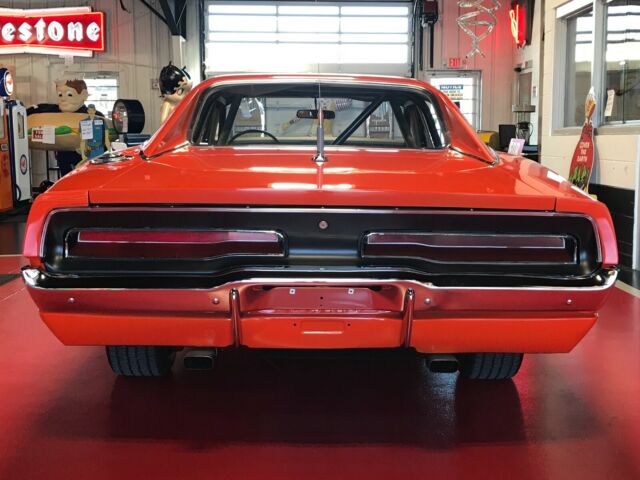 Dodge Charger 1968 image number 27