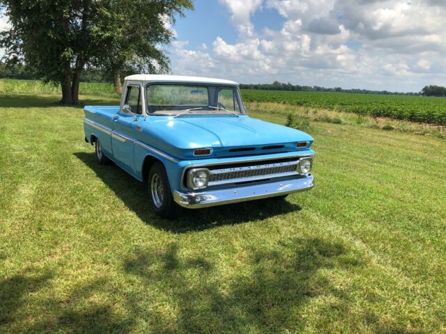 Chevrolet C-10 1965 image number 14