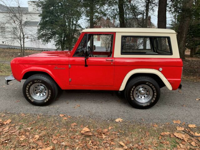 Ford Bronco 1966 image number 1