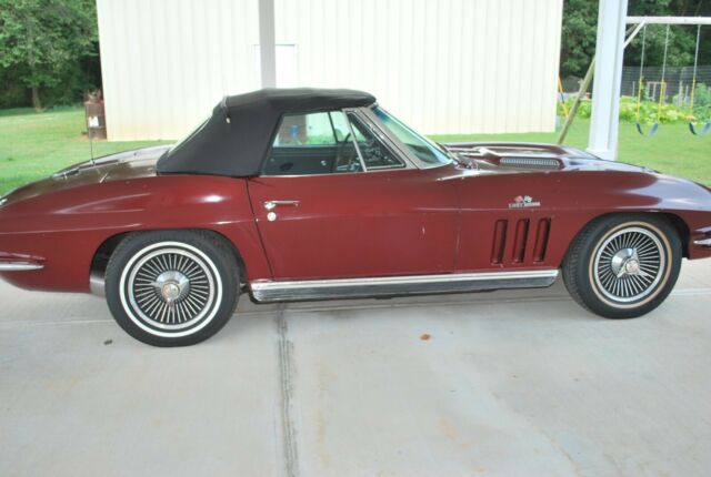 Chevrolet Corvette 1966 image number 2