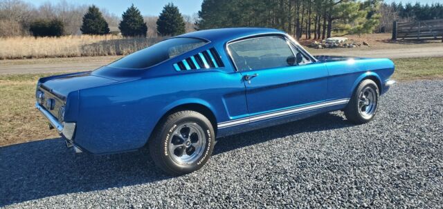 Ford Mustang 1966 image number 28