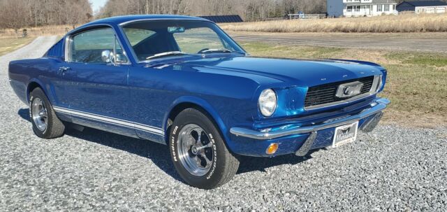 Ford Mustang 1966 image number 8